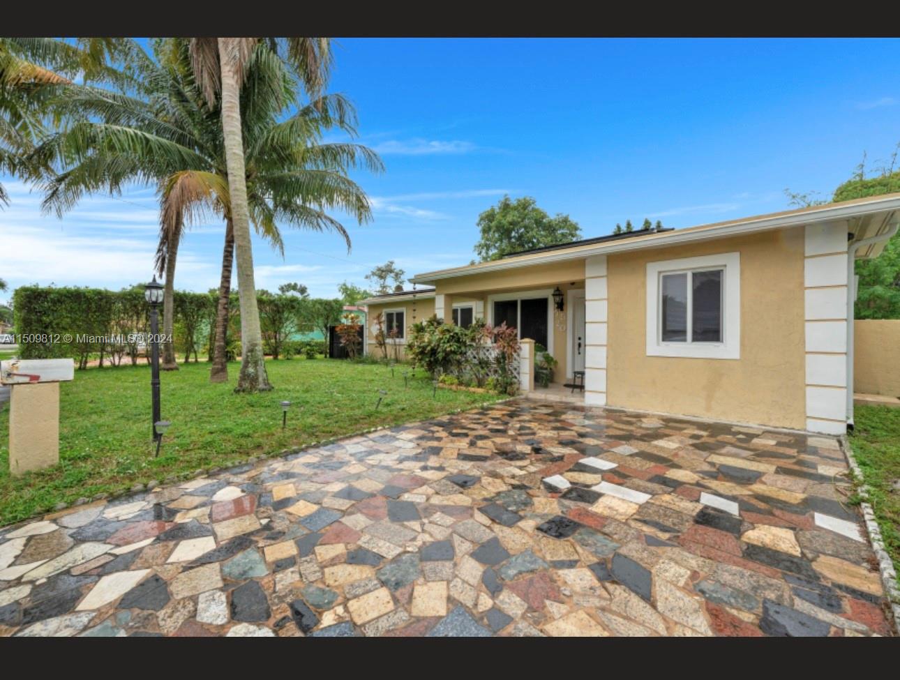 17520 NE 8TH PLACE