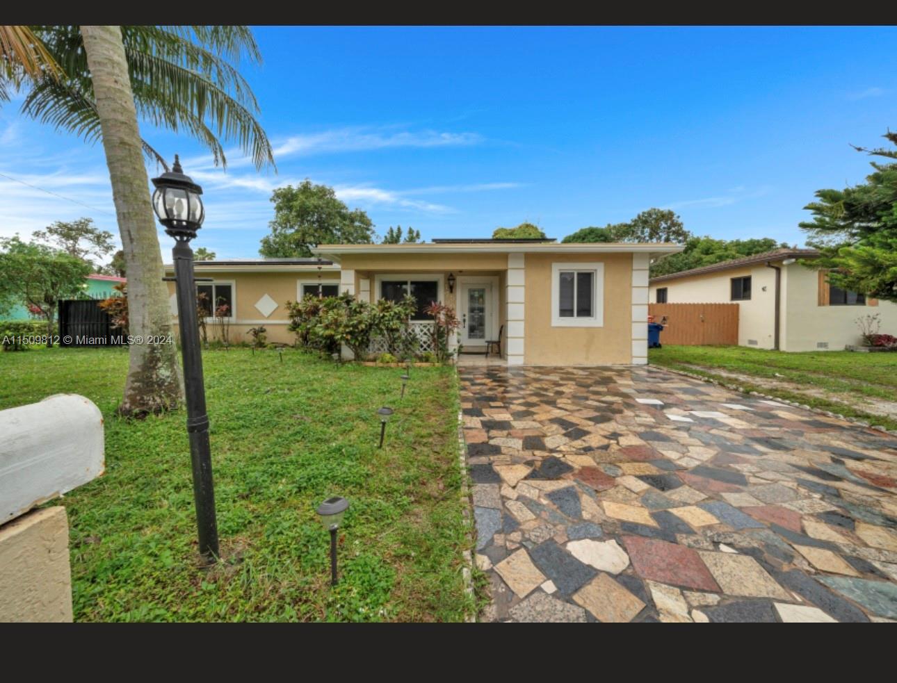 17520 NE 8TH PLACE