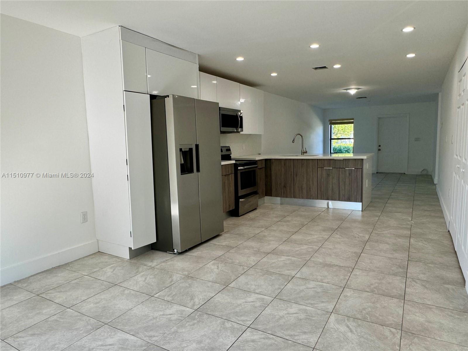 11846 SW 213th St # 1