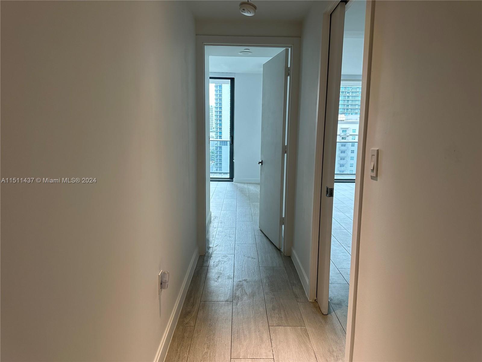 45 SW 9th St # 1004