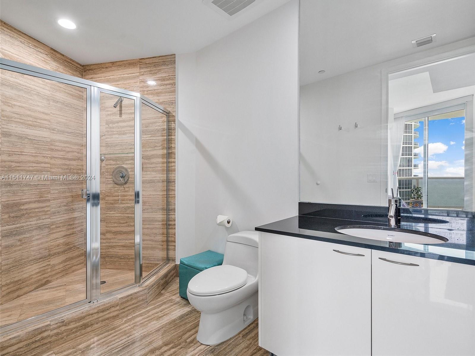 15901 Collins Ave # 2607