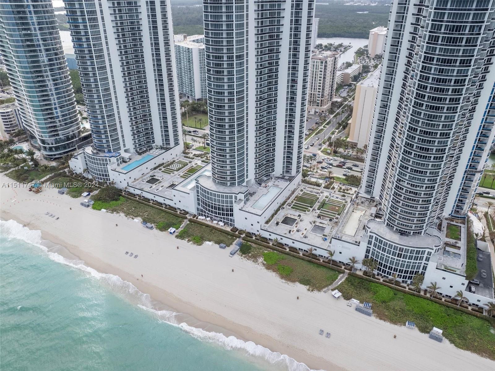 15901 Collins Ave # 2607