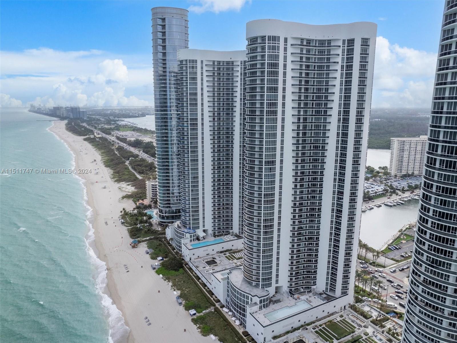 15901 Collins Ave # 2607