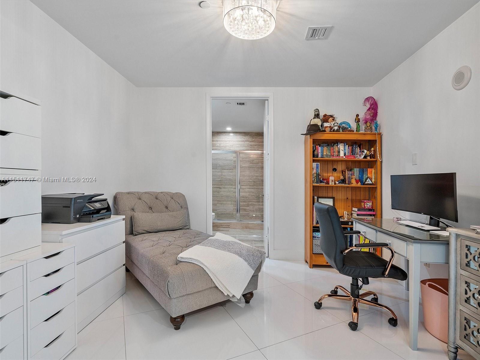 15901 Collins Ave # 2607