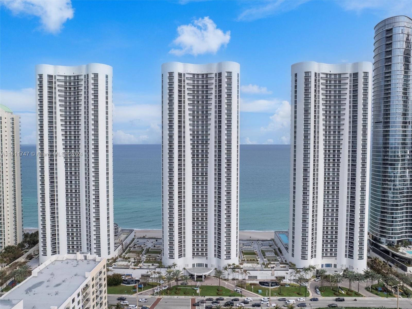 15901 Collins Ave # 2607