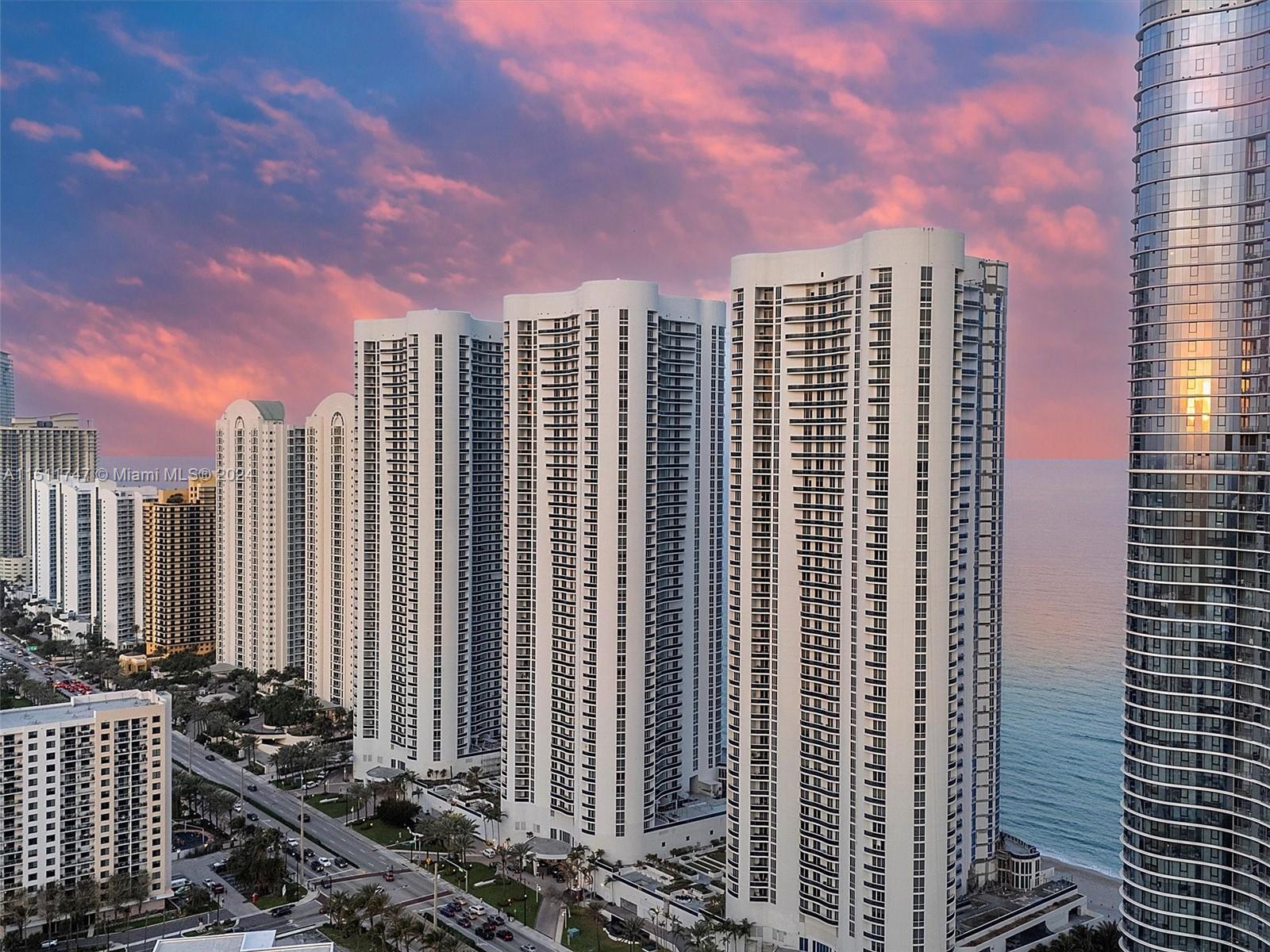 15901 Collins Ave # 2607