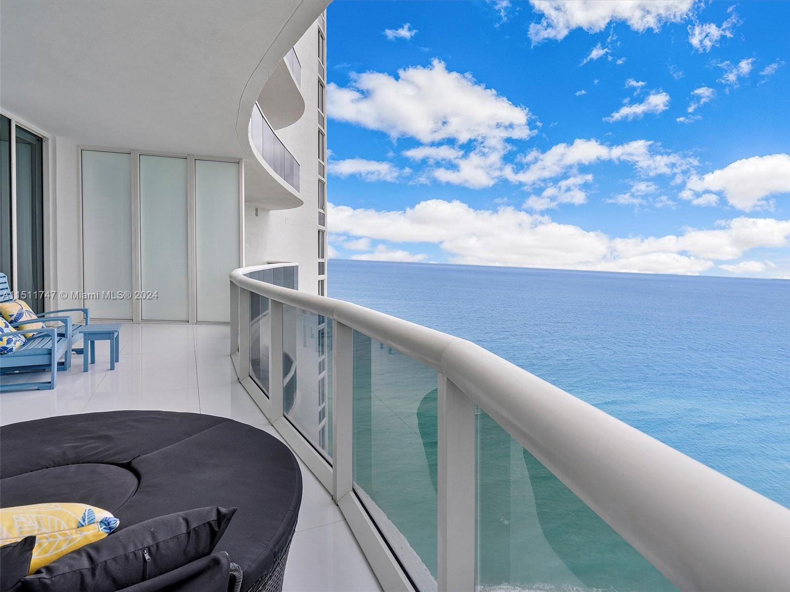 15901 Collins Ave # 2607
