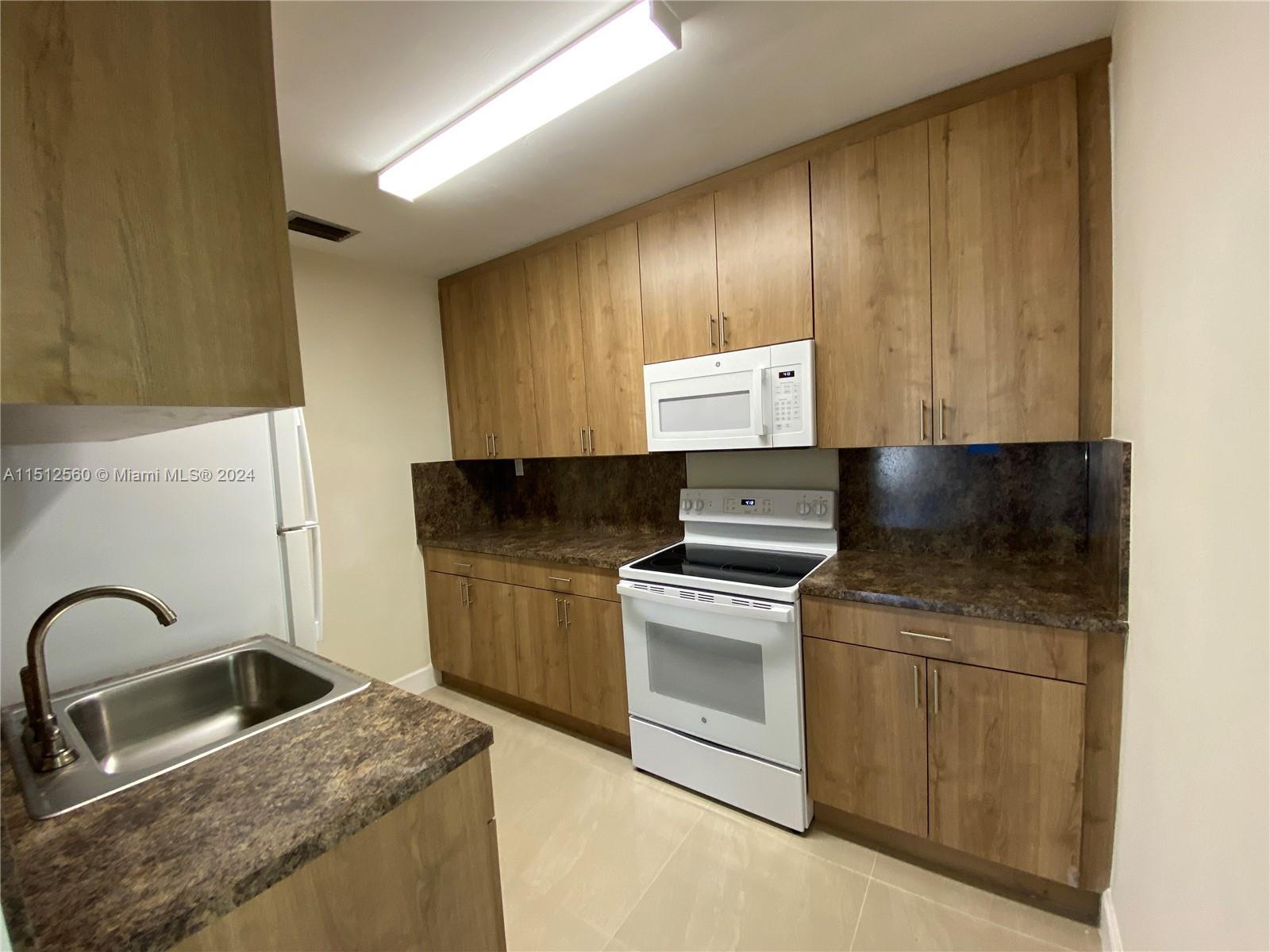 1158 SW 11th Ave # 1160