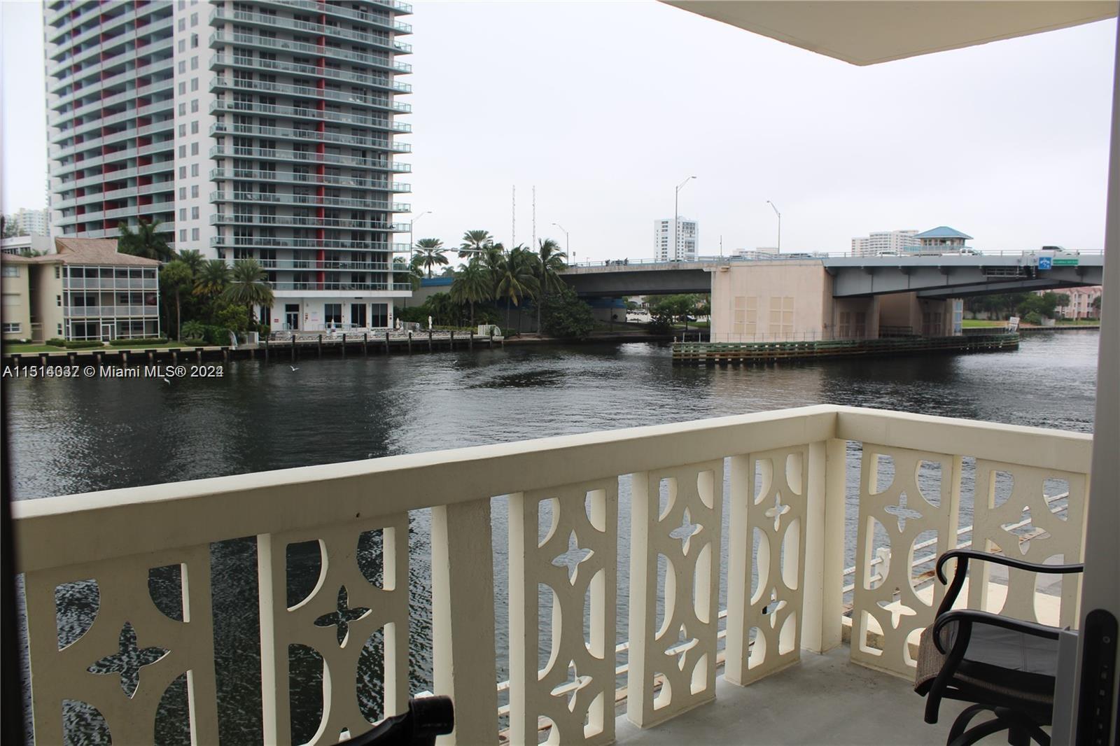 1817 S Ocean Dr # 220