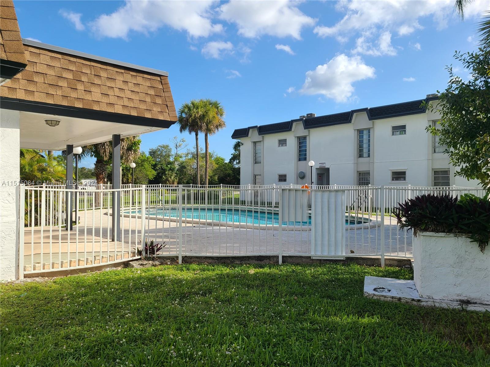 7244 SW 94th Pl # C6