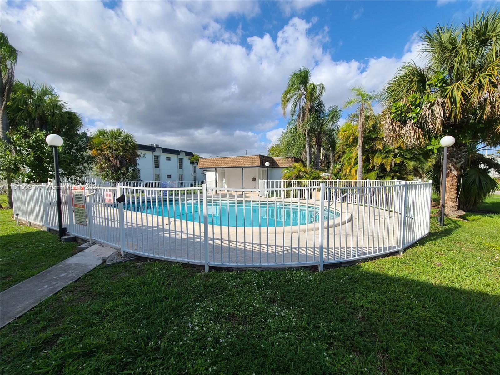 7244 SW 94th Pl # C6