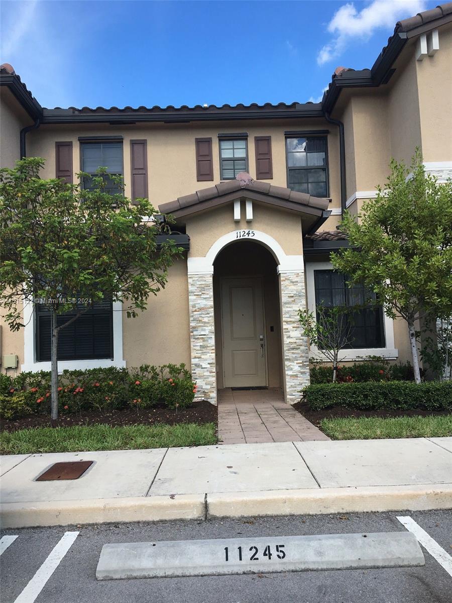 11245 SW 249th St # 11245