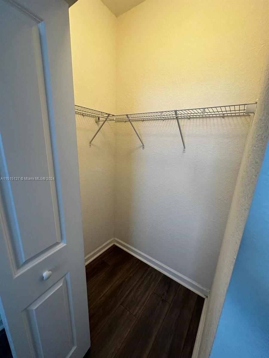 11245 SW 249th St # 11245