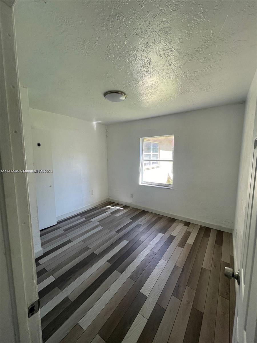2813 Dewey St # 1