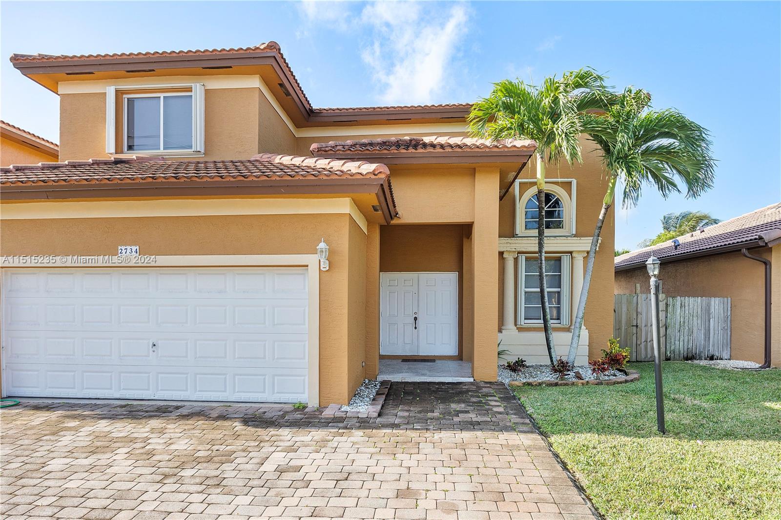 2734 NE 41st Rd