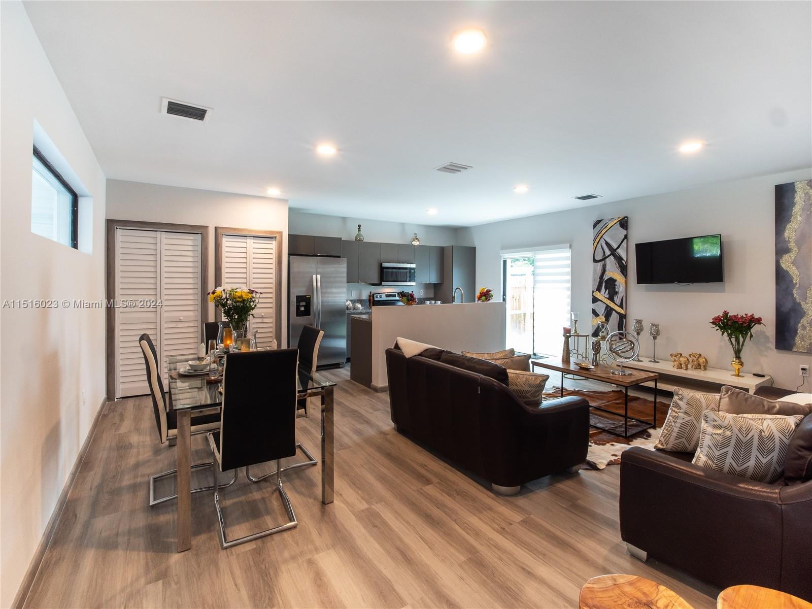 916 NW 8 STREET # 2