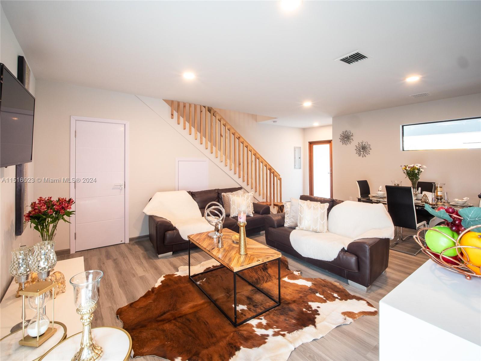 916 NW 8 STREET # 2