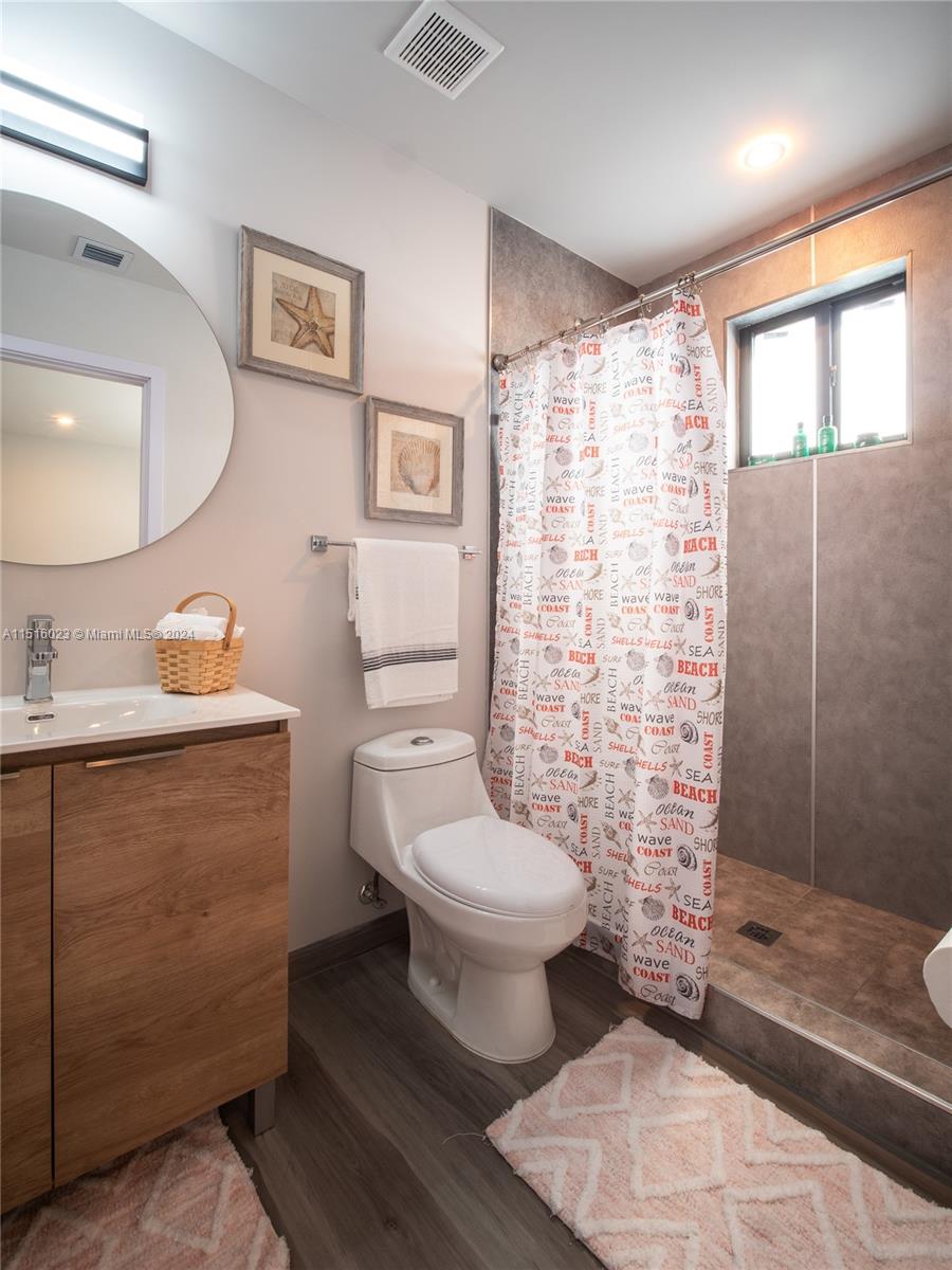 916 NW 8 STREET # 2