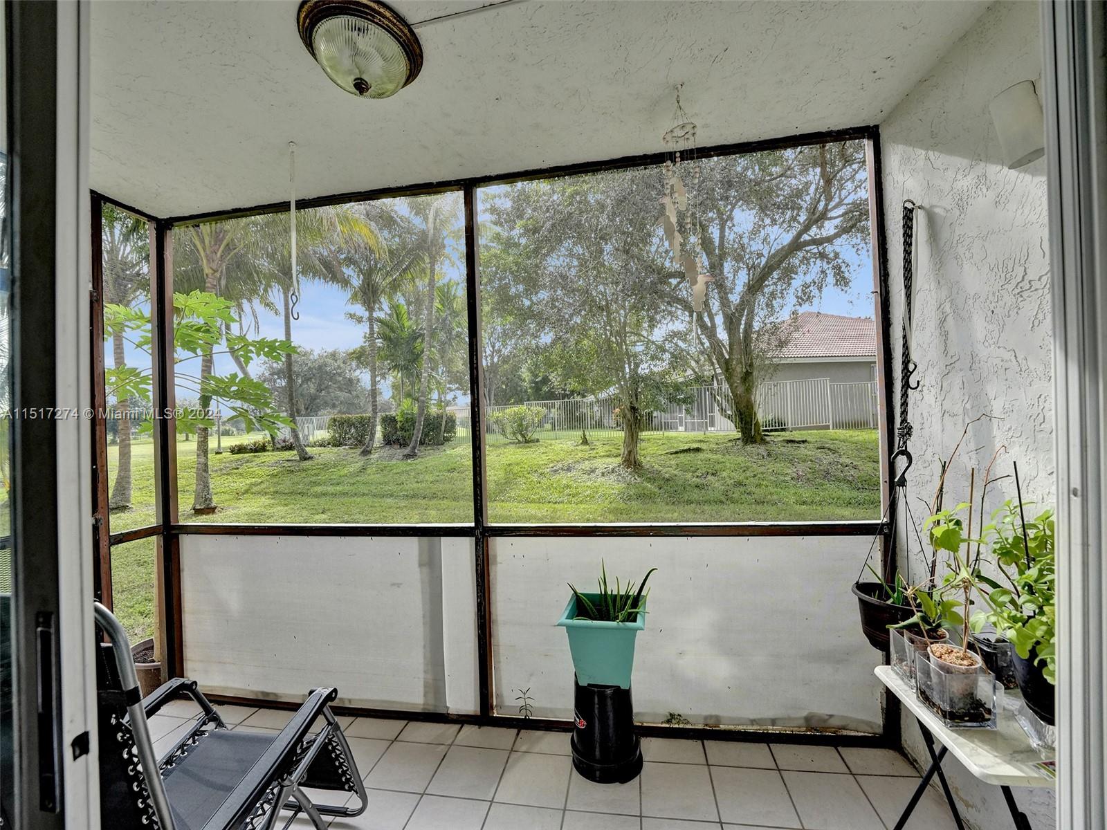 2571 Aragon Blvd # 117
