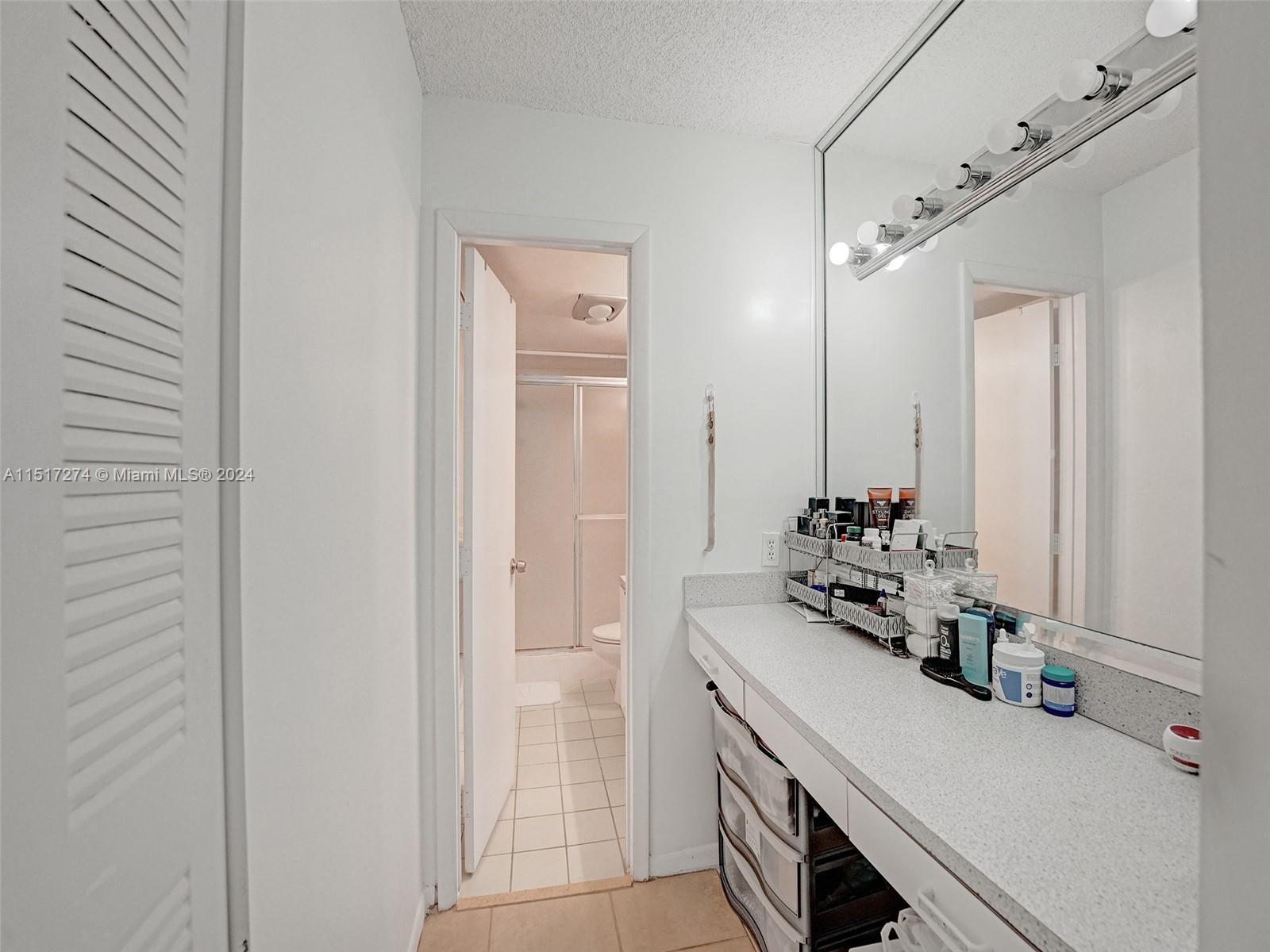 2571 Aragon Blvd # 117