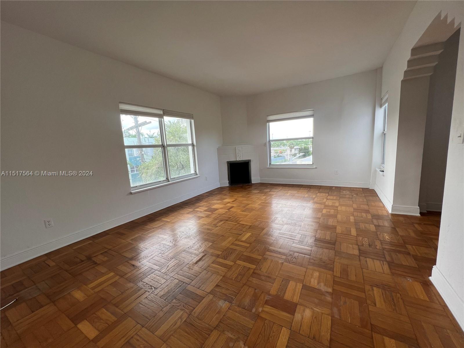 4035 N Meridian Ave # 302