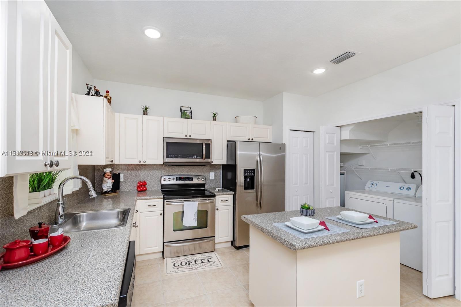 2909 SE 15th Ter # 2909