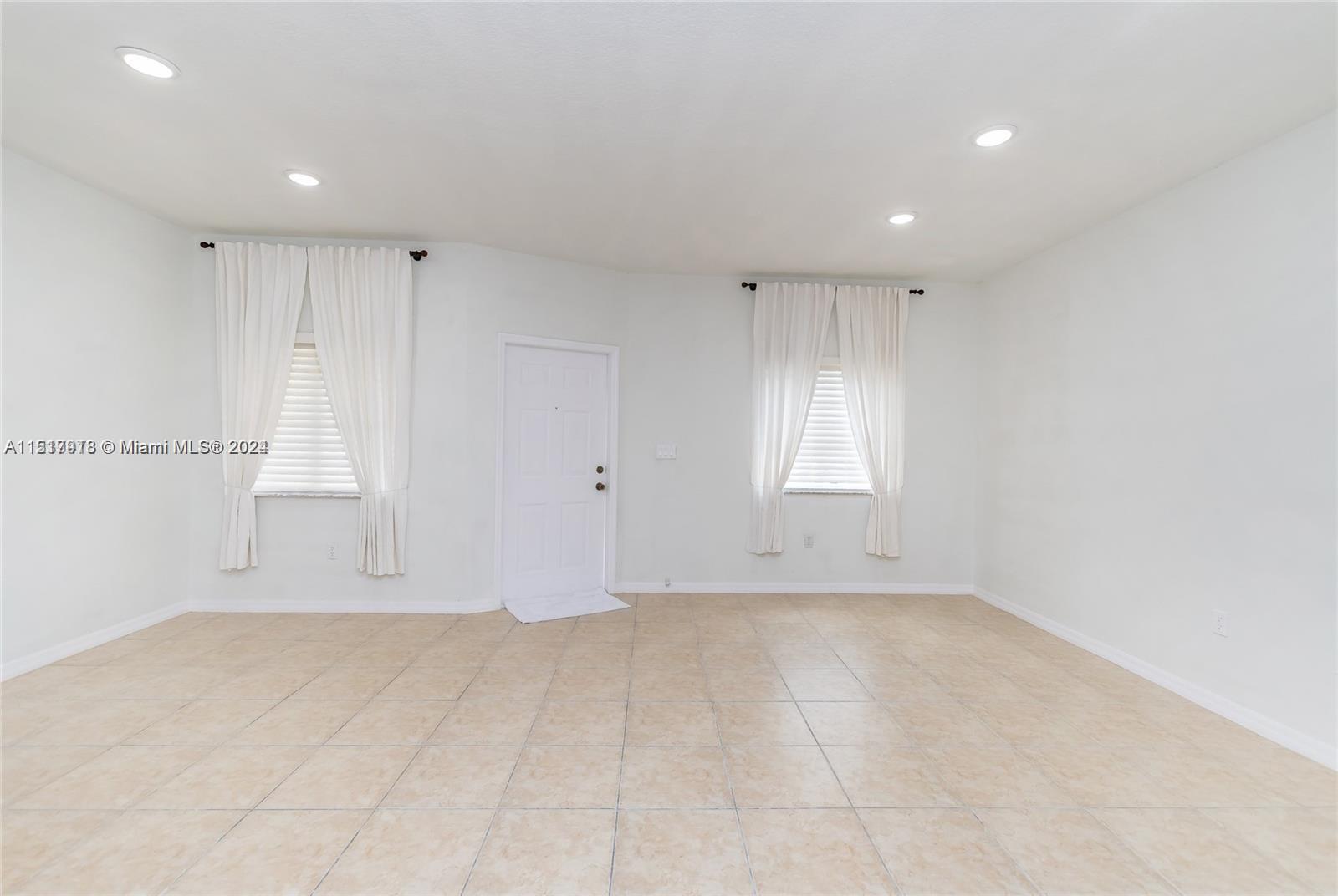 2909 SE 15th Ter # 2909