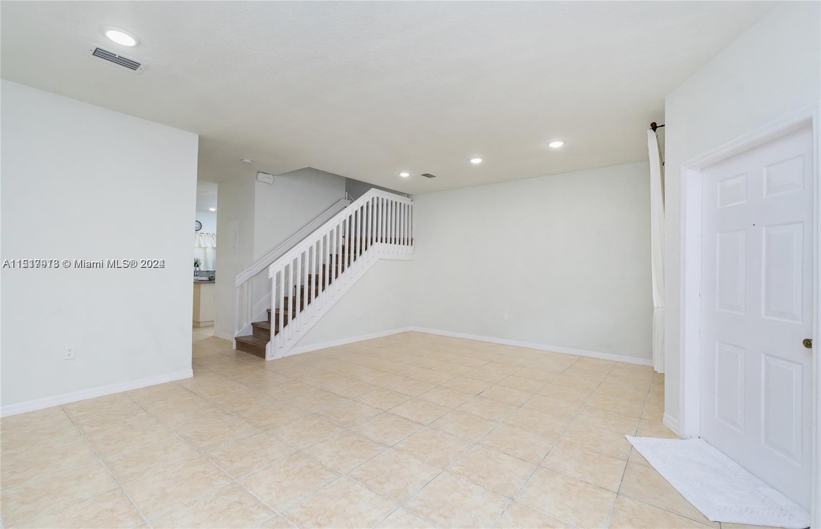 2909 SE 15th Ter # 2909