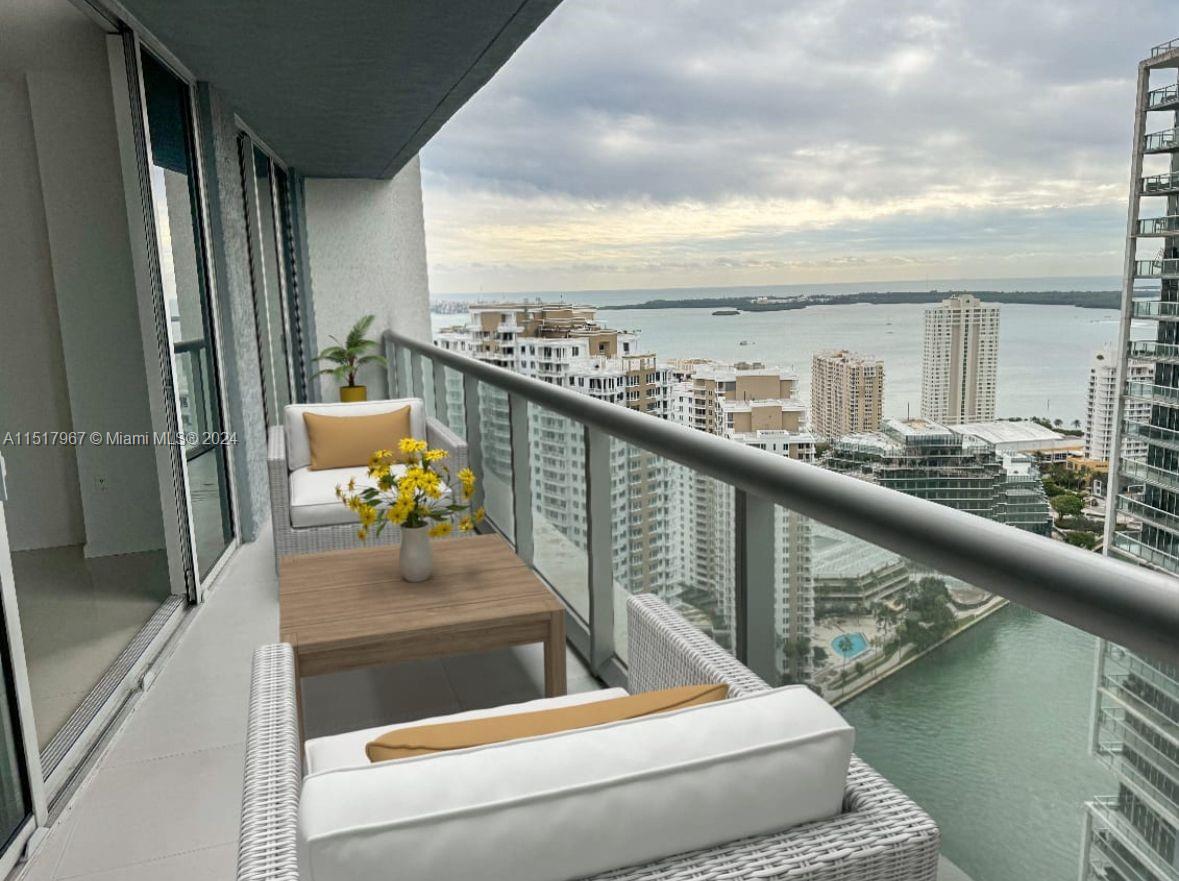 475 Brickell Ave # 3509