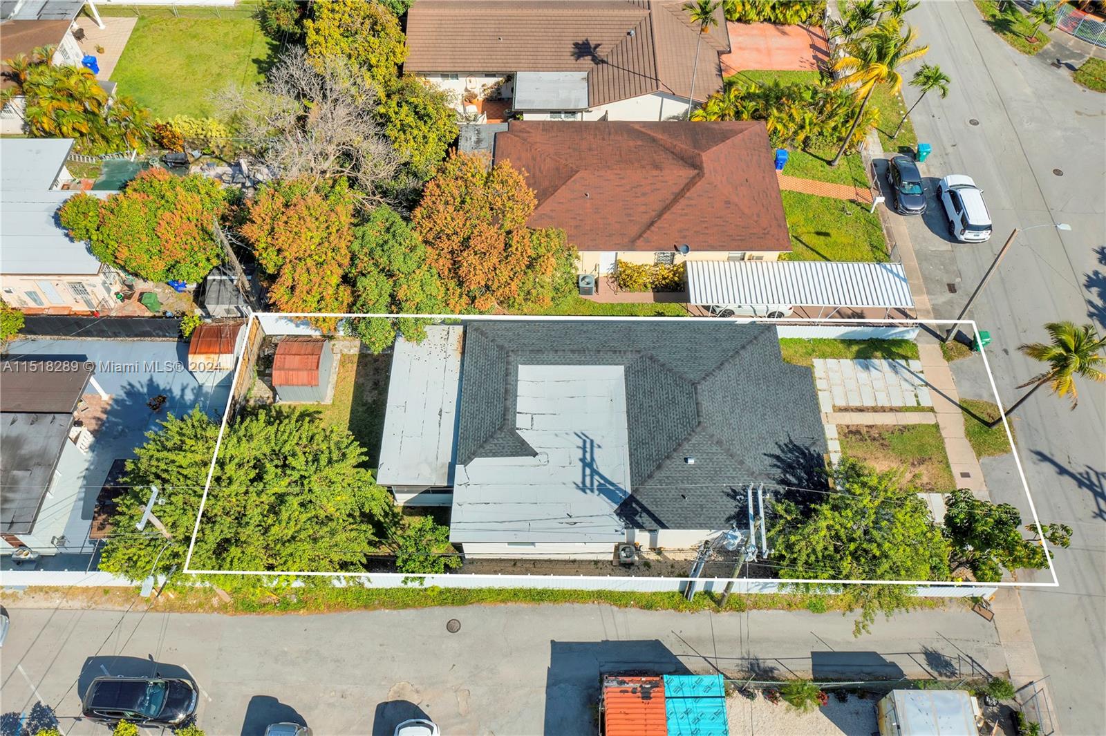 720 SW 60th Ave