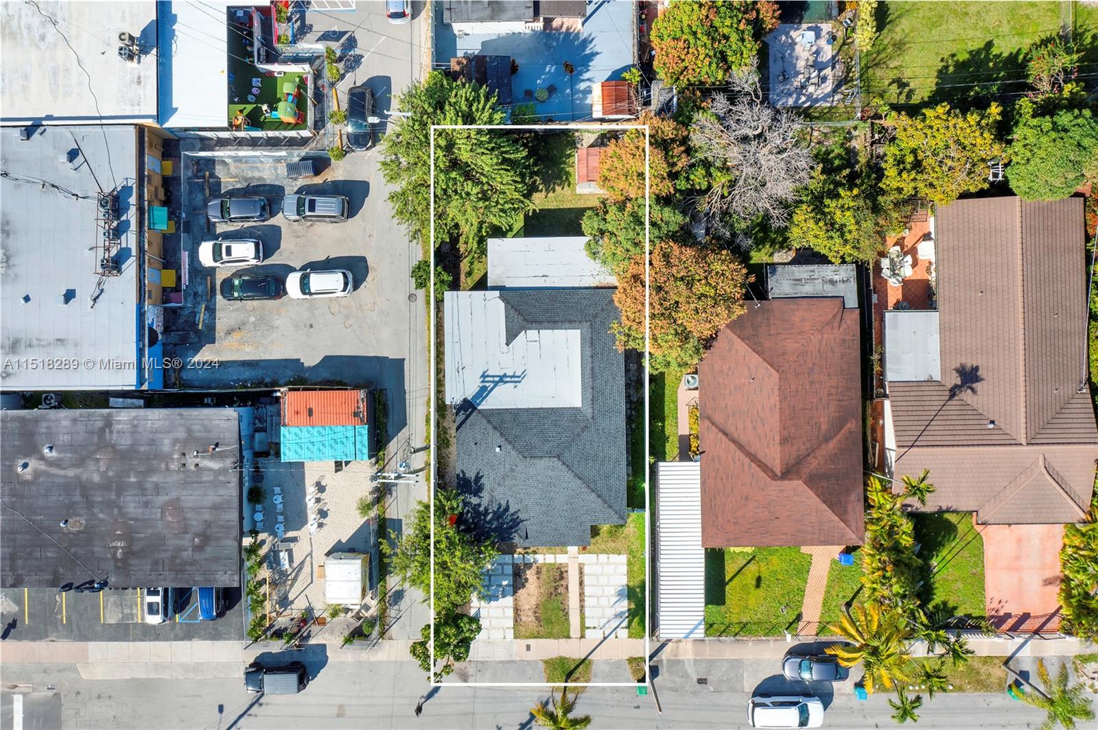 720 SW 60th Ave
