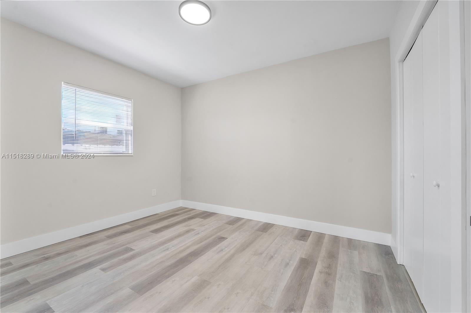 720 SW 60th Ave