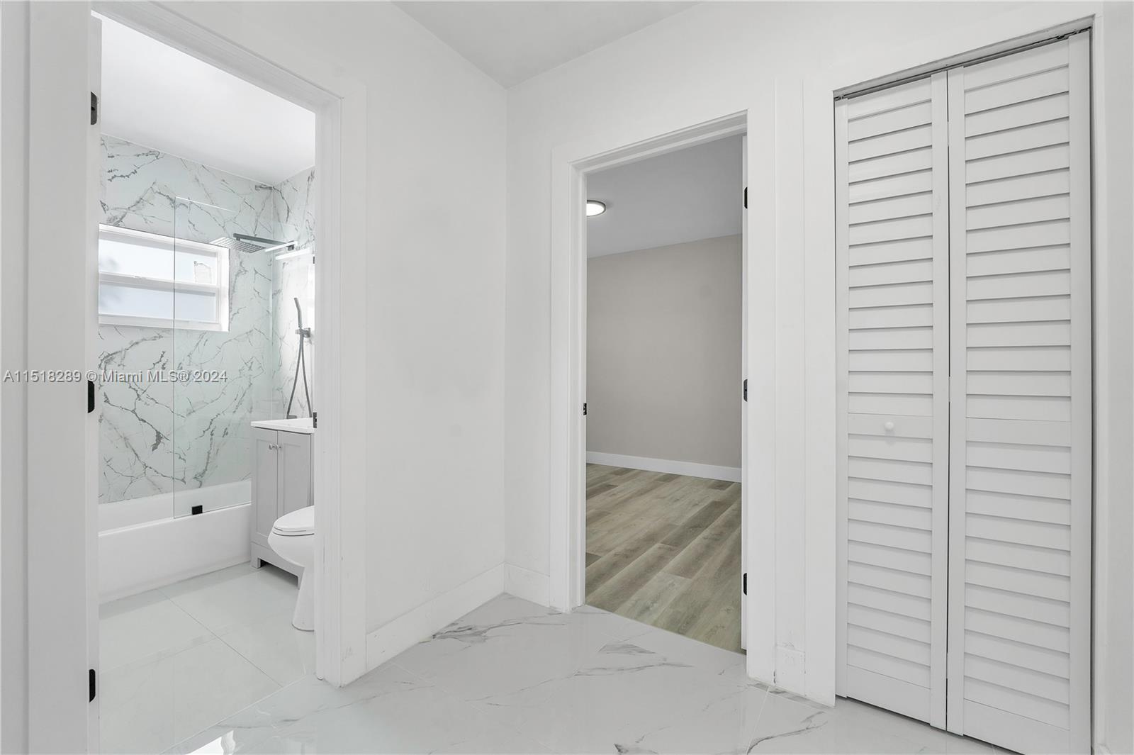 720 SW 60th Ave