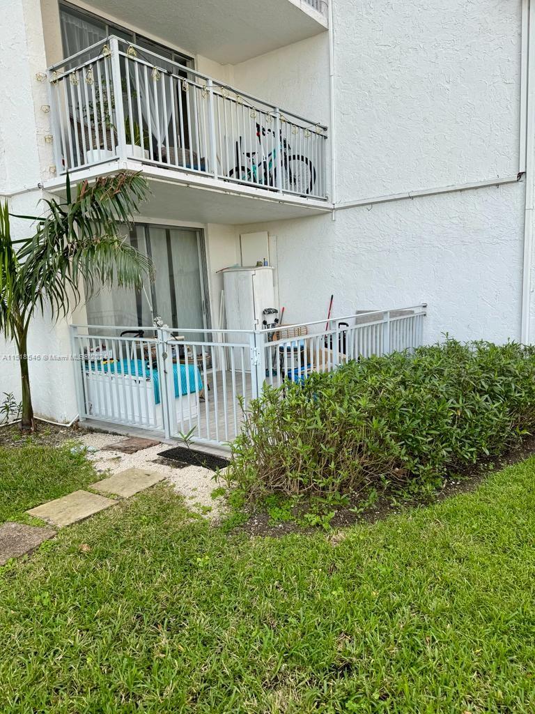 750 NE 64 ST # B102
