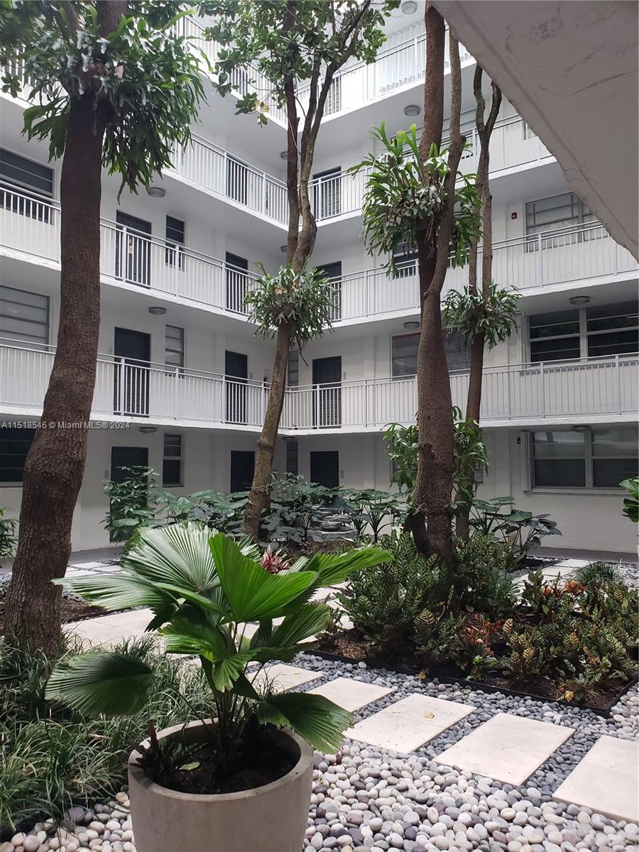 750 NE 64 ST # B102
