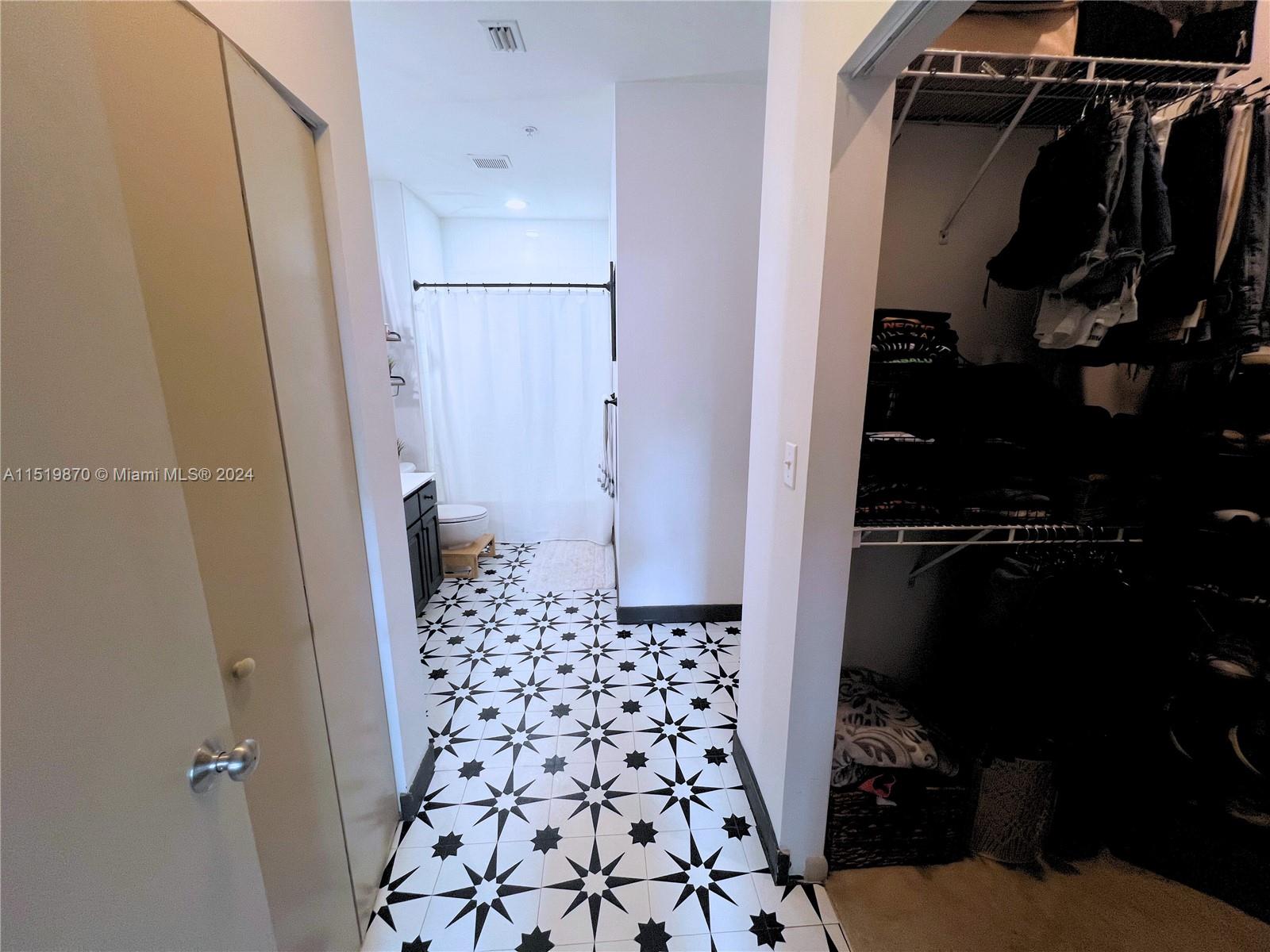 2001 Biscayne Blvd # 2208