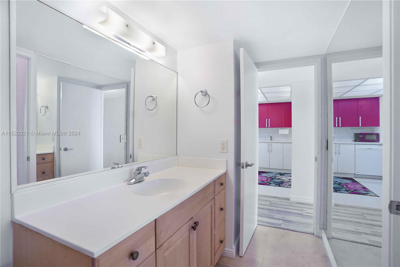 1301 NE Miami Gardens Dr Unit: 1421W
