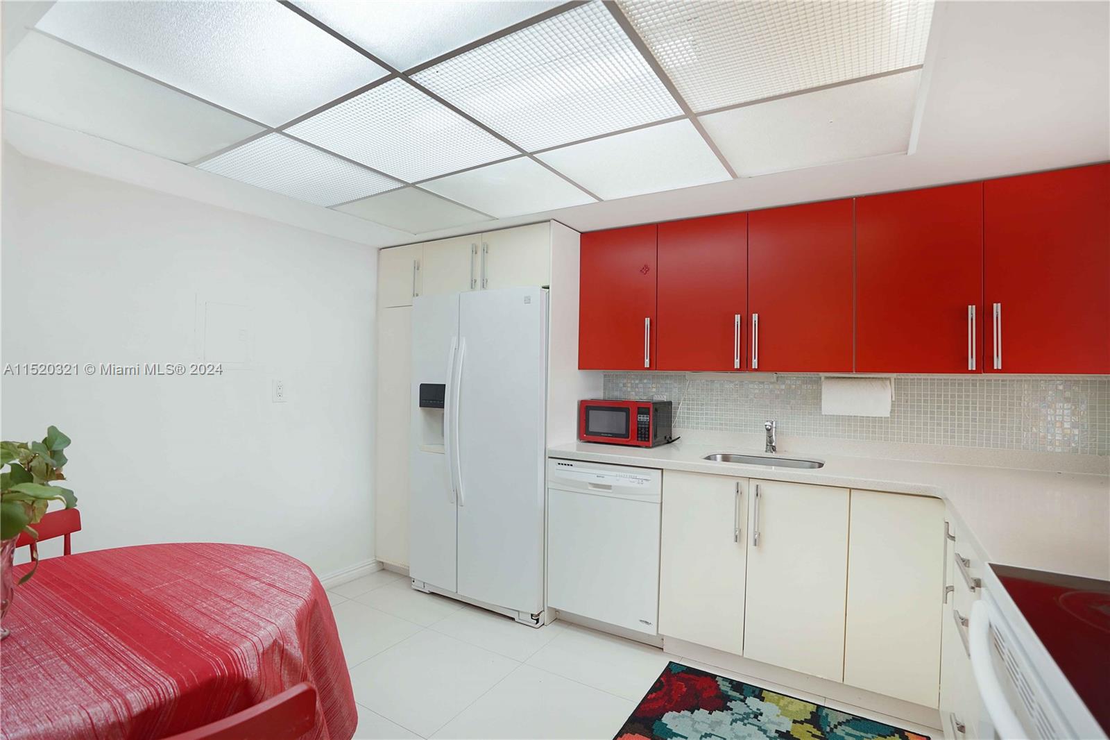 1301 NE Miami Gardens Dr Unit: 1421W