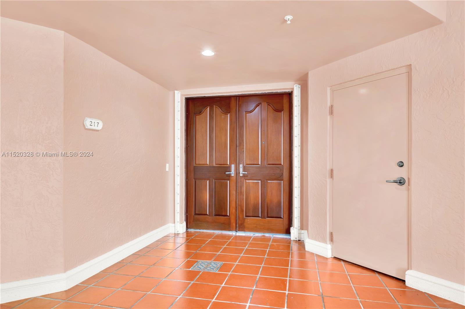 13631 Deering Bay Dr # 217