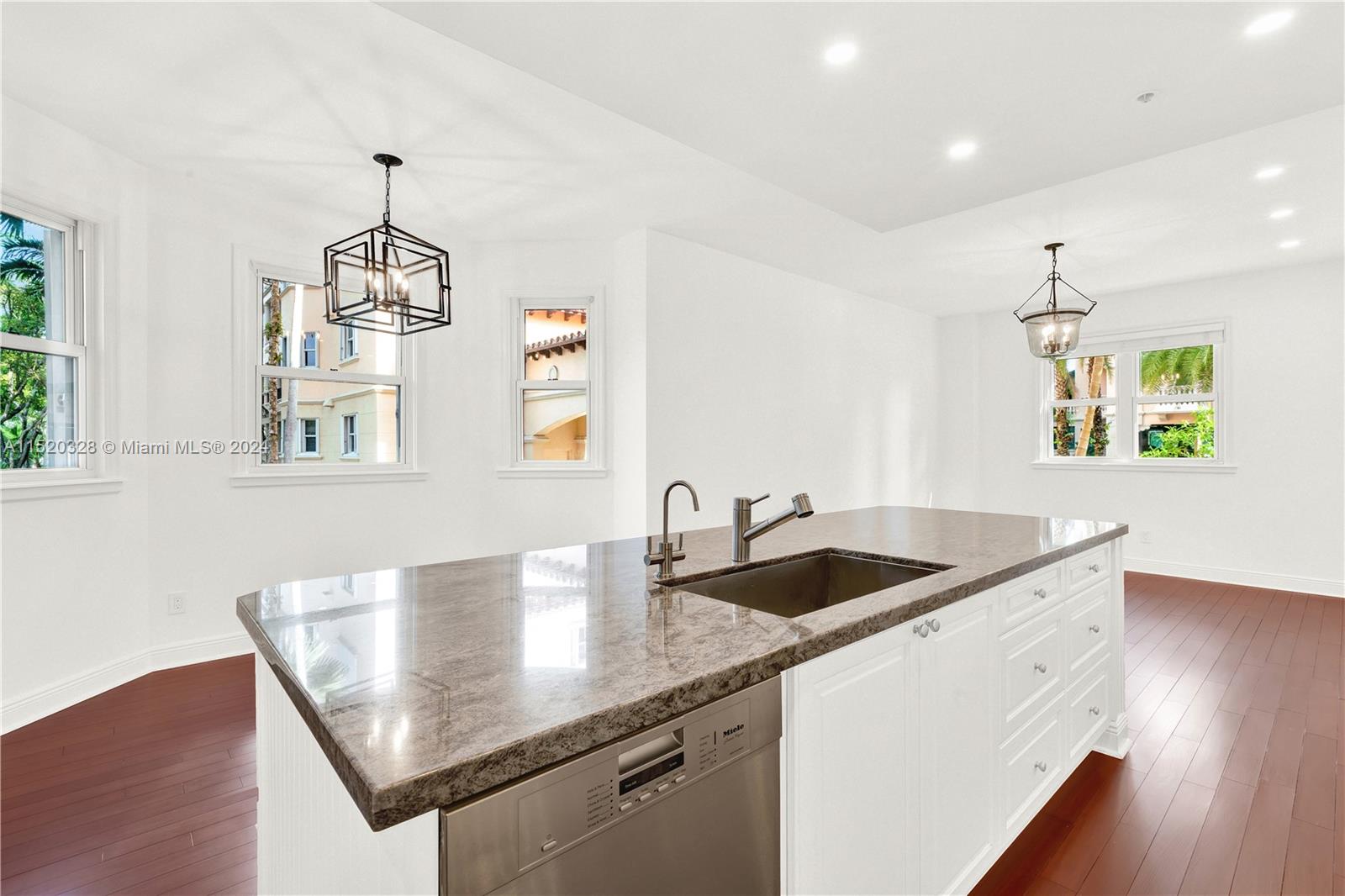 13631 Deering Bay Dr # 217