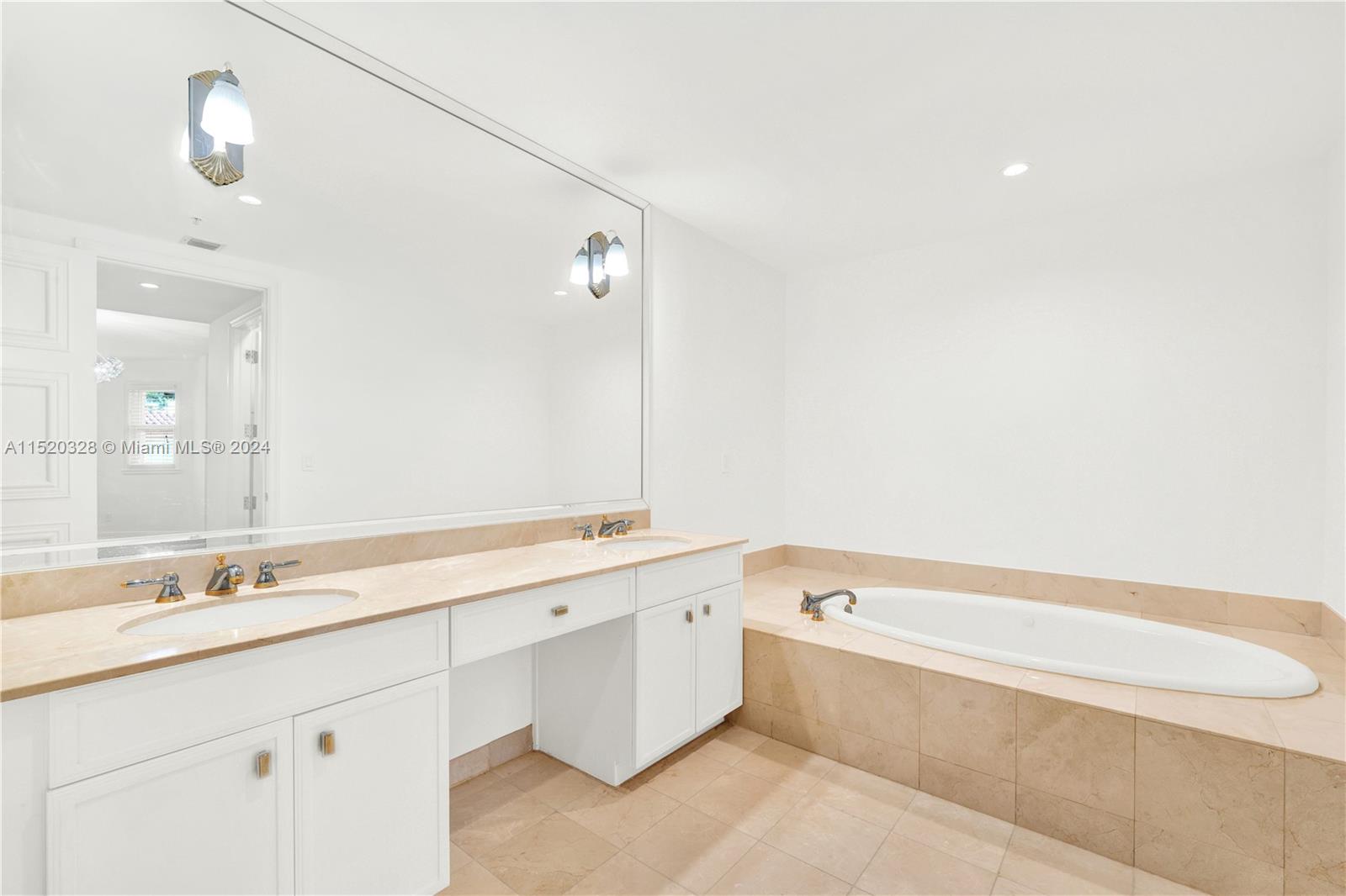 13631 Deering Bay Dr # 217