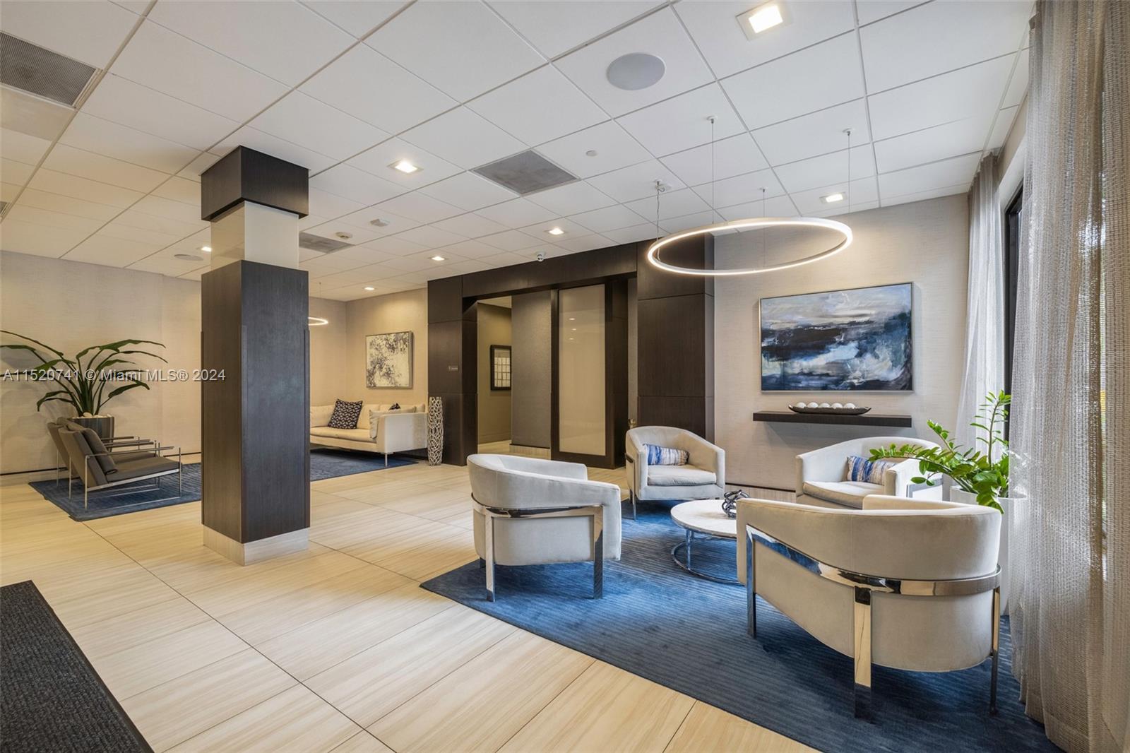 90 Edgewater Dr # 1217