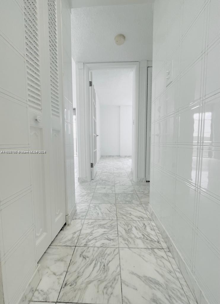 1623 Collins Avenue # A Unit: 612-A