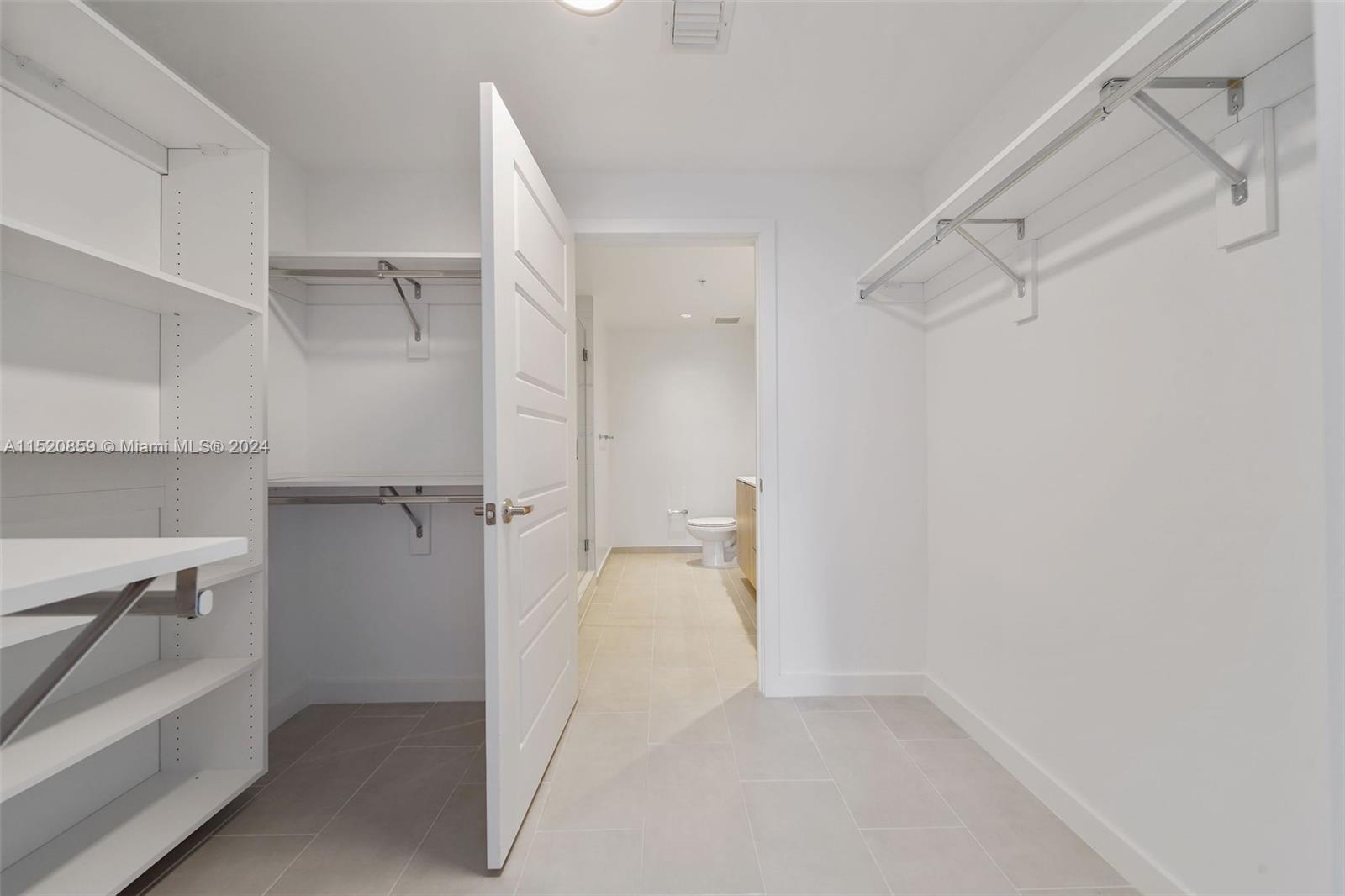 2150 N Bayshore Dr # 305