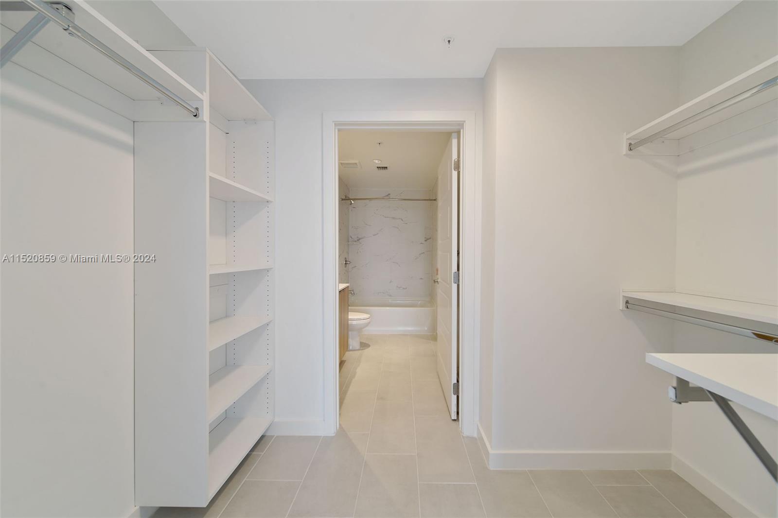 2150 N Bayshore Dr # 305
