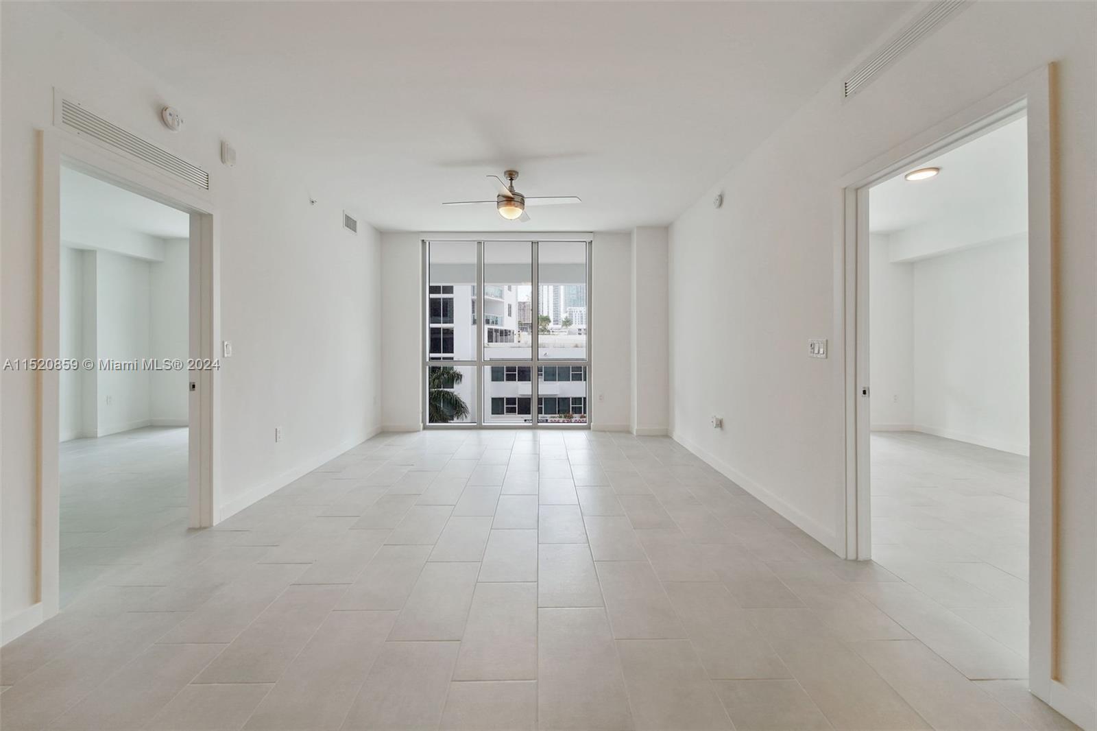 2150 N Bayshore Dr # 305