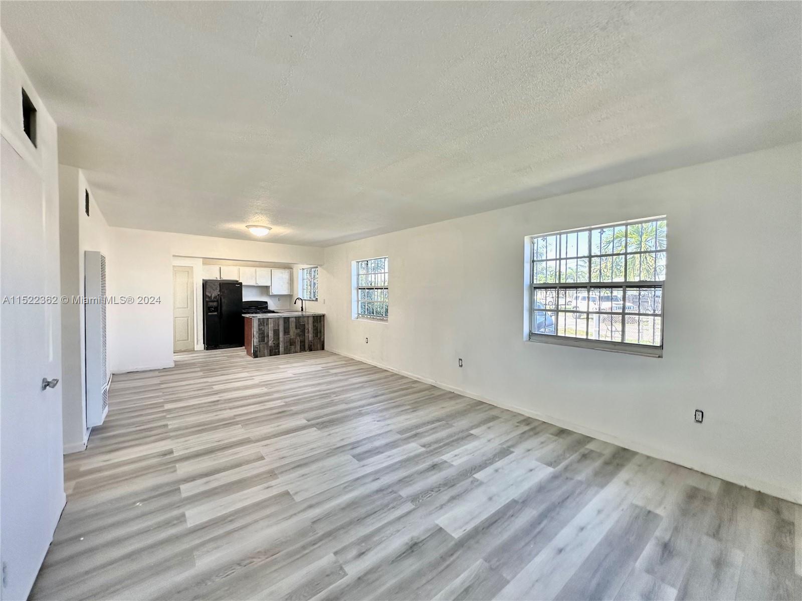 15441 NW Railroad Dr