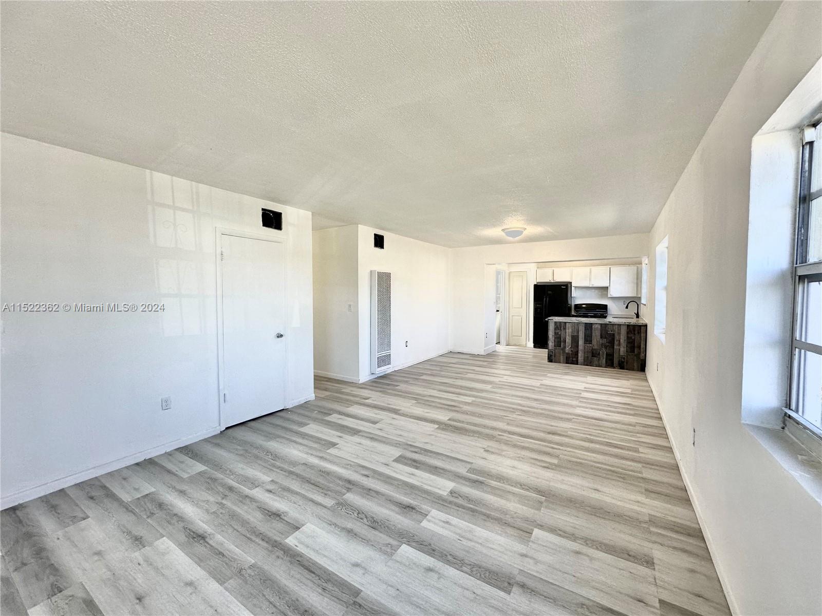 15441 NW Railroad Dr