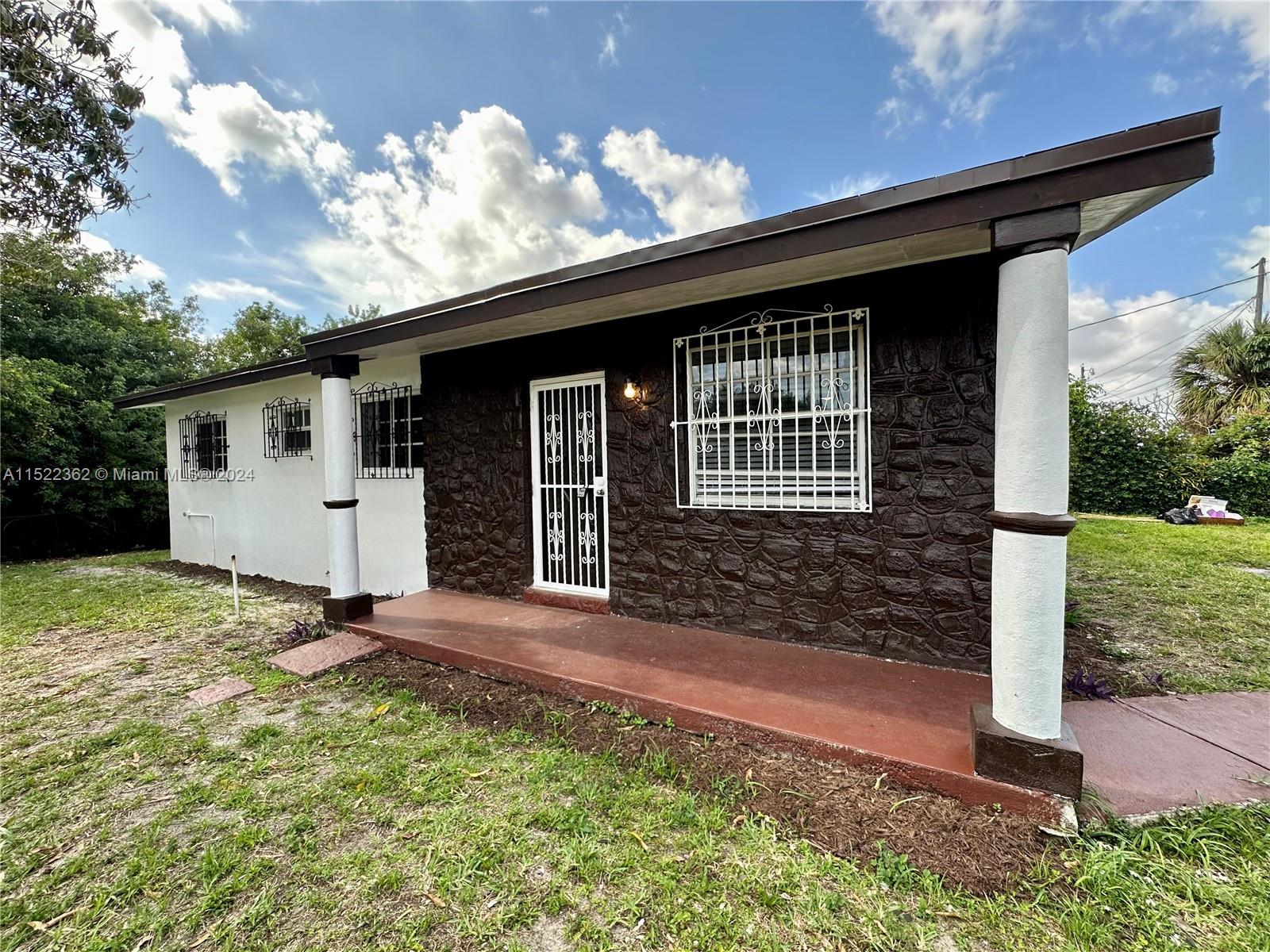 15441 NW Railroad Dr