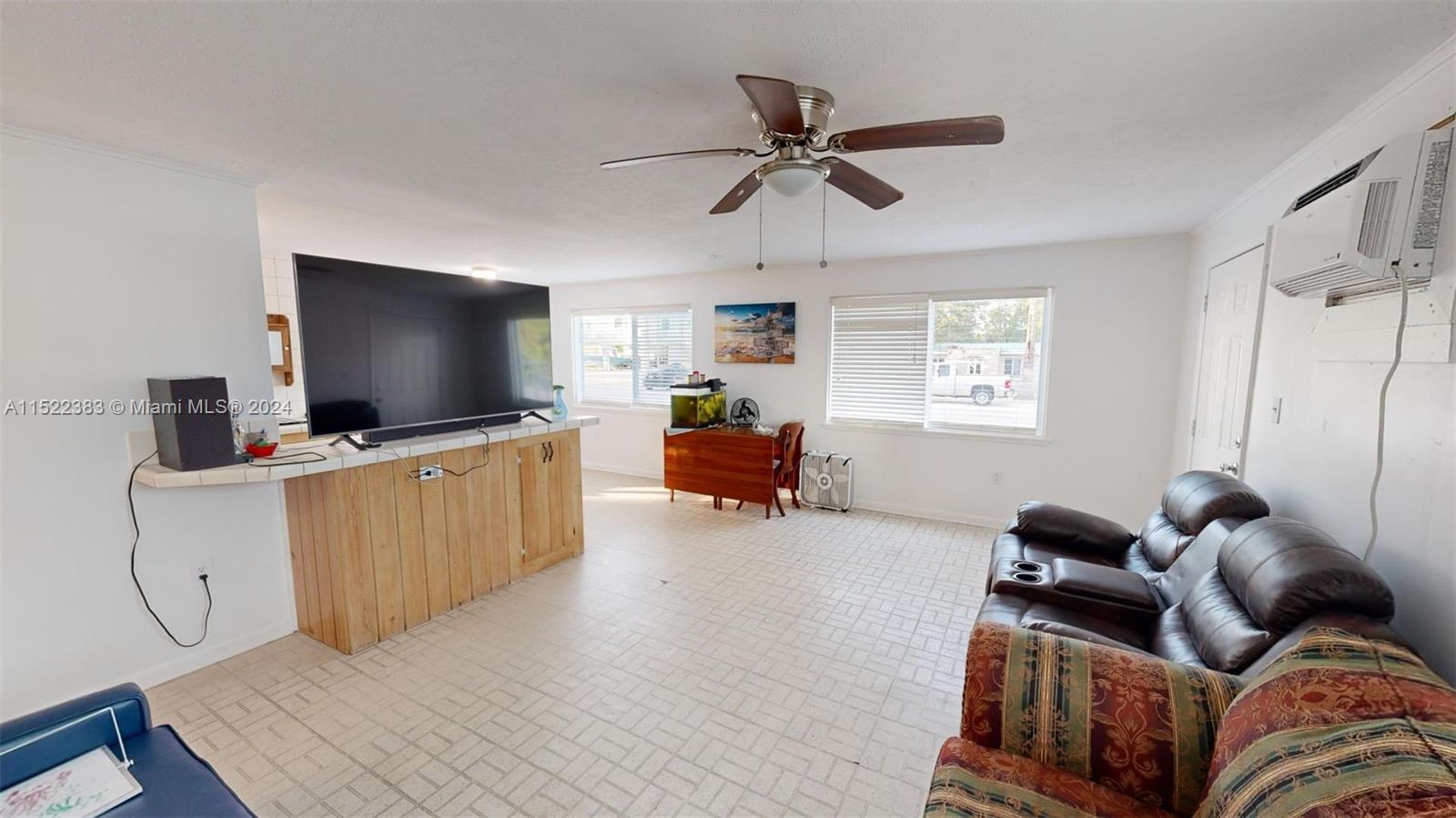 59 Tarpon Avenue